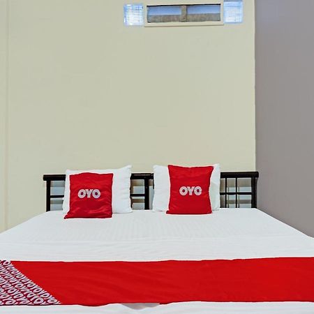 Oyo 91658 Luci'S House Hotel Jakarta Bagian luar foto