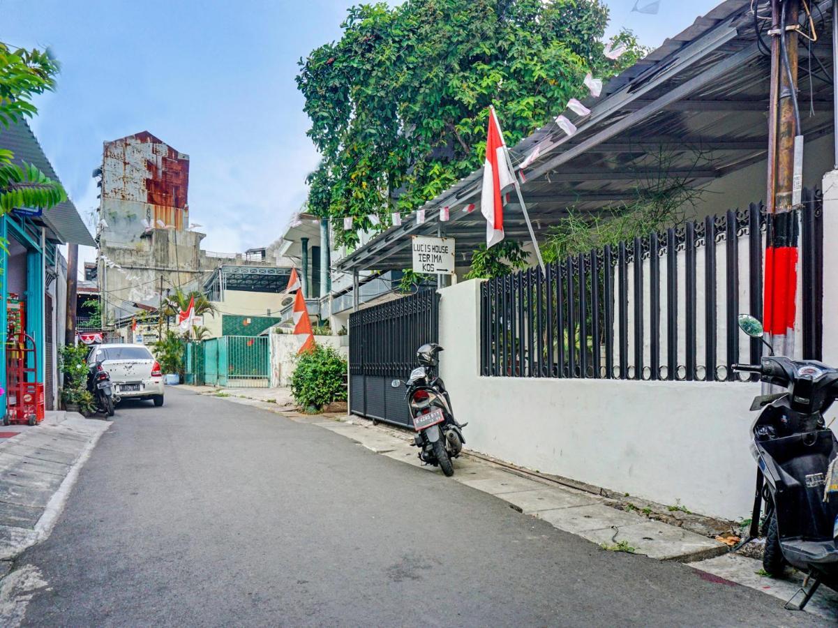 Oyo 91658 Luci'S House Hotel Jakarta Bagian luar foto