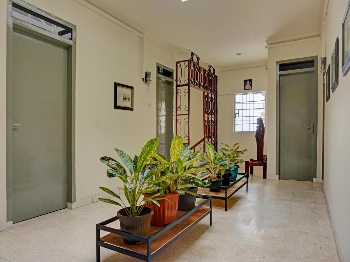 Oyo 91658 Luci'S House Hotel Jakarta Bagian luar foto